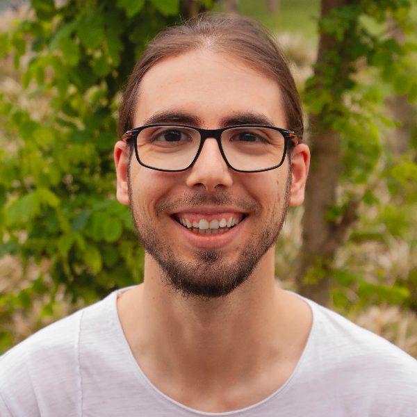 Jan Layola, smiling, outdoors
